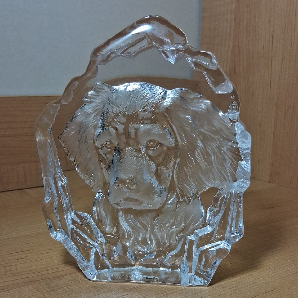 Glass Paperweight  of  "Dog" Cocker Spaniel